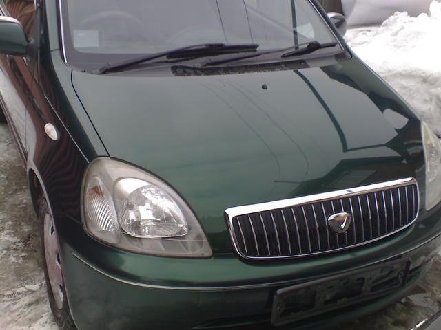 2001 Toyota Vitz