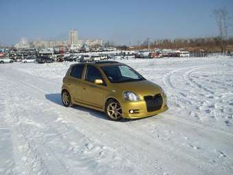 2001 Toyota Vitz