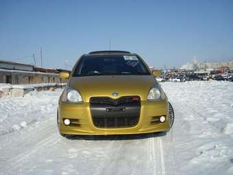 2001 Vitz