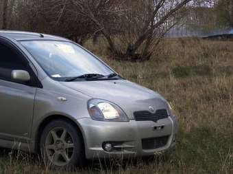 2001 Toyota Vitz