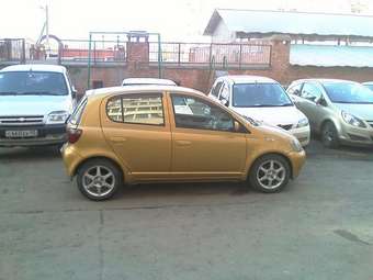 2001 Toyota Vitz