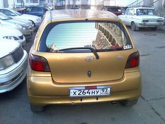 2001 Vitz