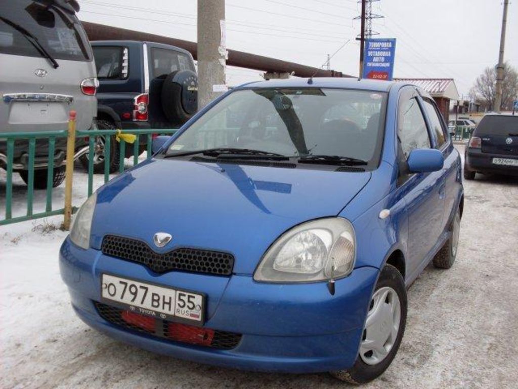 2001 Toyota Vitz