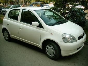 2001 Toyota Vitz