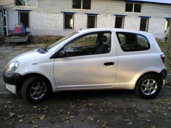 2001 Toyota Vitz