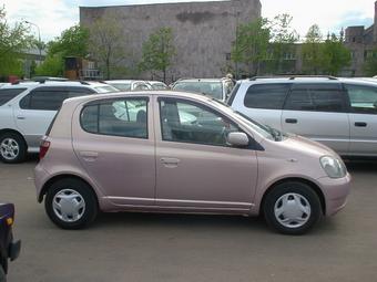 2001 Toyota Vitz