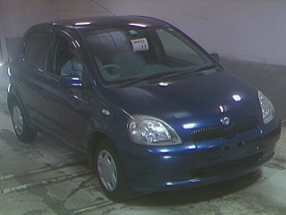 2001 Toyota Vitz Pictures