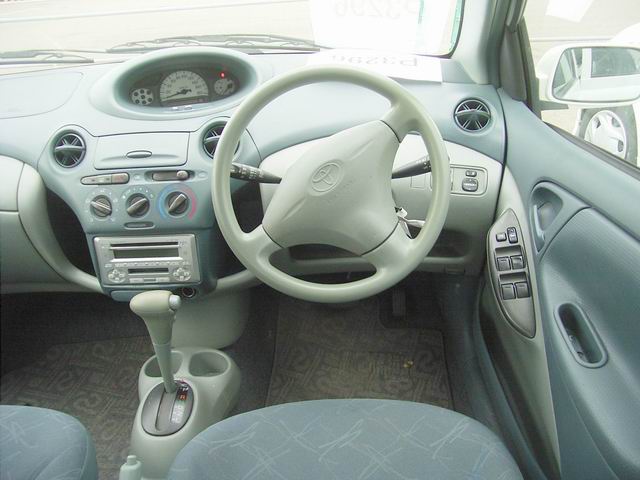 2001 Toyota Vitz For Sale