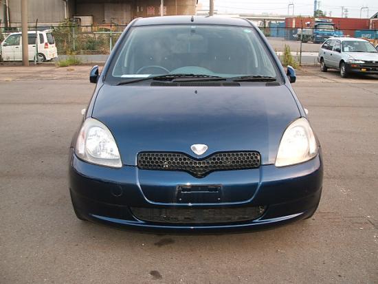 2001 Toyota Vitz Pictures