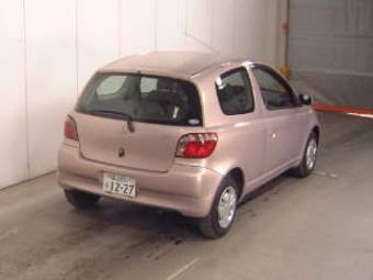 2001 Toyota Vitz Photos