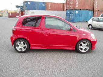 2001 Toyota Vitz Pics