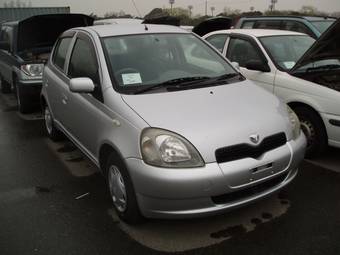 2001 Toyota Vitz Pictures