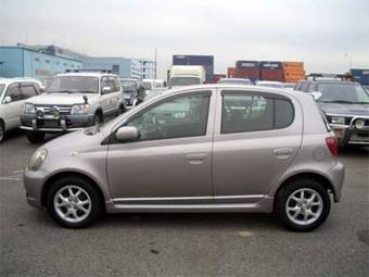 2001 Toyota Vitz Pictures