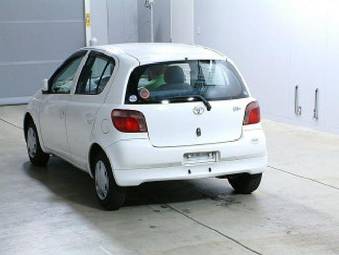 2001 Toyota Vitz Pictures