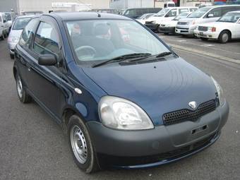 2001 Toyota Vitz Pics