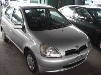 2001 Toyota Vitz Pictures