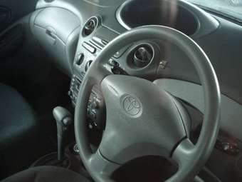 2001 Toyota Vitz Pictures