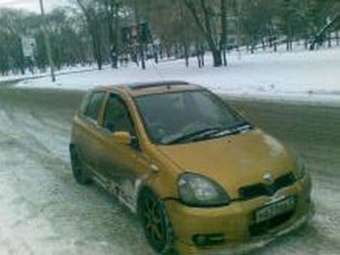 2001 Toyota Vitz