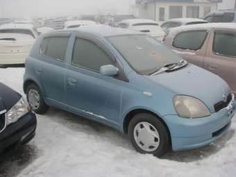 2001 Toyota Vitz Pictures