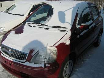 2001 Toyota Vitz Pictures