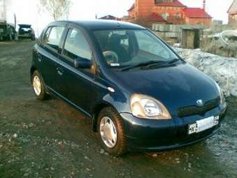 2001 Toyota Vitz Pictures