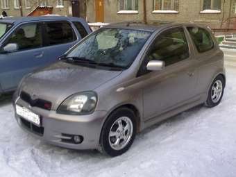 2001 Toyota Vitz Pictures
