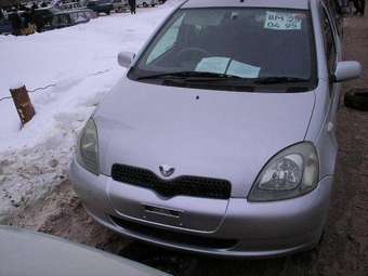 2001 Toyota Vitz Pictures