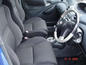 2001 Toyota Vitz Pictures