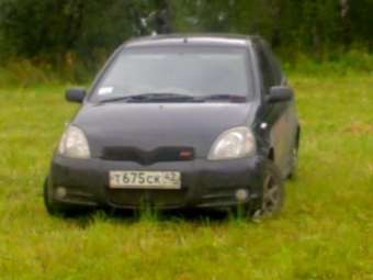 2001 Toyota Vitz