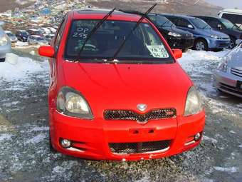 2001 Toyota Vitz Pictures