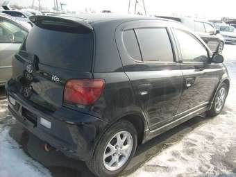 2001 Toyota Vitz Pictures
