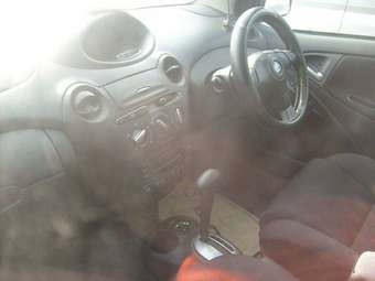 2001 Toyota Vitz Photos