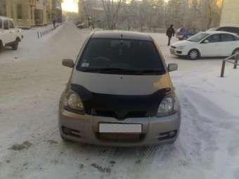 2001 Toyota Vitz Pictures