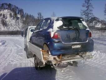 2001 Toyota Vitz Pictures