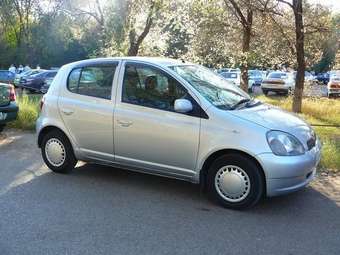 2001 Toyota Vitz Pictures