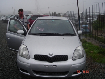 2002 Toyota Vitz