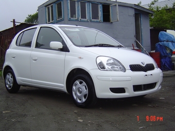 2002 Toyota Vitz