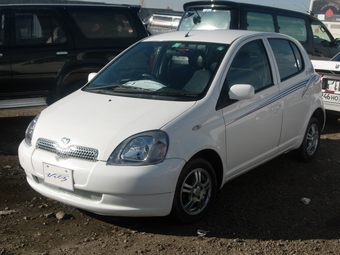 2002 Toyota Vitz