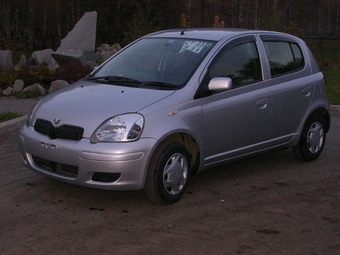 2002 Toyota Vitz