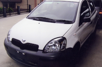 2002 Toyota Vitz