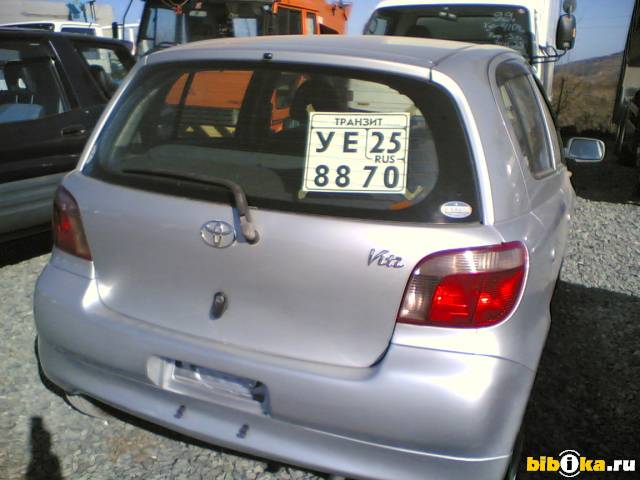 2002 Toyota Vitz