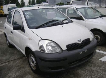 2002 Toyota Vitz