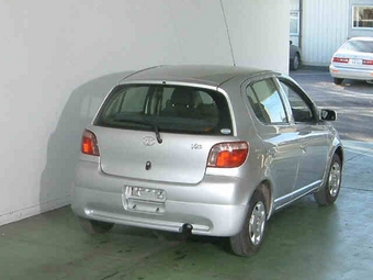 2002 Vitz