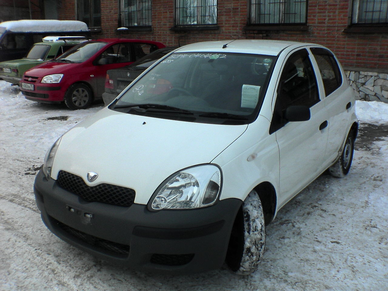 2002 Toyota Vitz