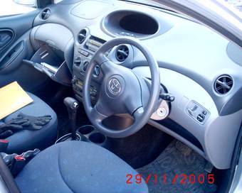 2002 Vitz