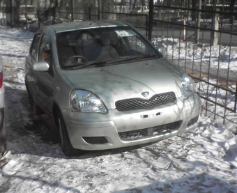 2002 Toyota Vitz