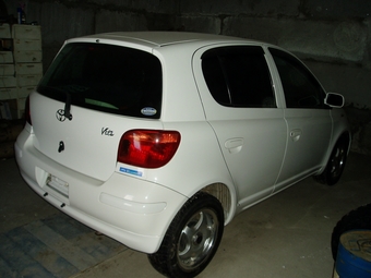 2002 Toyota Vitz