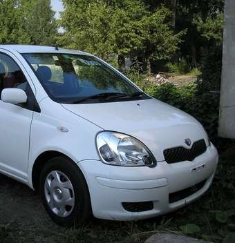 2002 Toyota Vitz