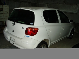 2002 Toyota Vitz