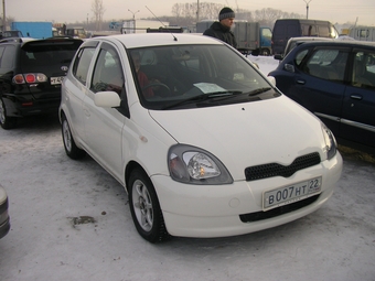 2002 Toyota Vitz